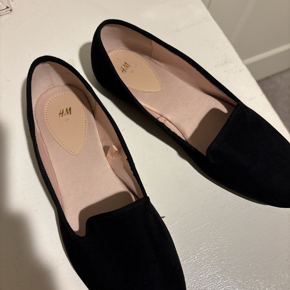H&M Black Women's Ballet Loafer flats size 8.5